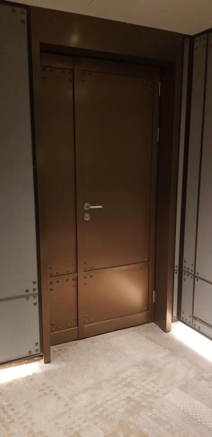 ���Ʒ����T